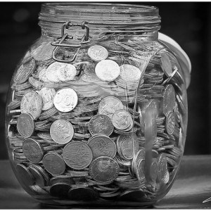 Read more about the article What should I look for in a savings account?