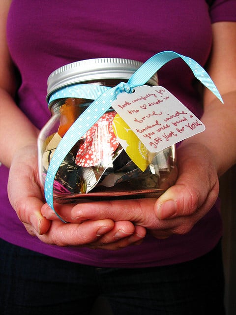 Read more about the article Keep a gratitude jar